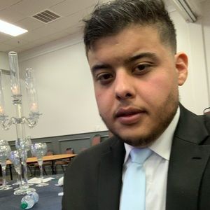 Meet your Posher, Ahmed